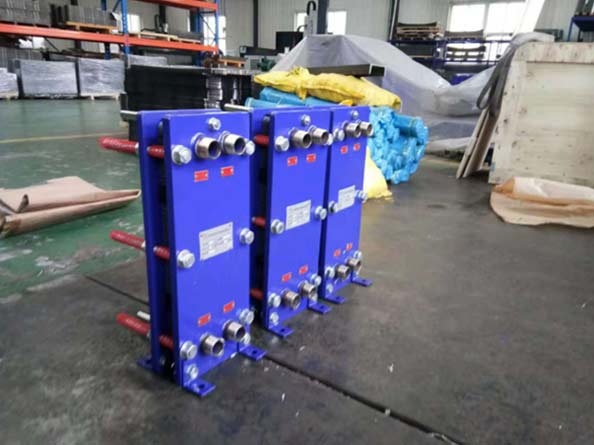 黑龙江蒸汽加热板式换热器交付青岛德曼啤酒设备
